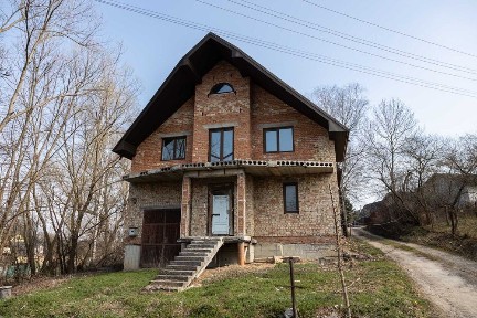 Продаж будинку з сучасним плануванням! Драгомирчани!
