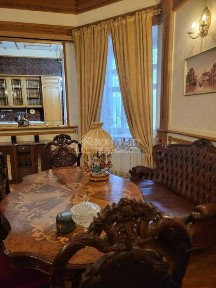 Продам 138 м 3к квартири будинку Центр Бекетова Никольский