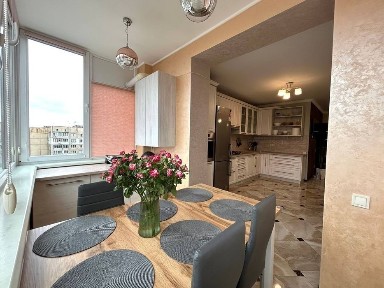Продаж 2к квартири 77.5 кв. м на вул. Пулюя Івана • ID 34556961