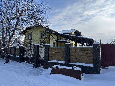 Продається будинок в тихому місті