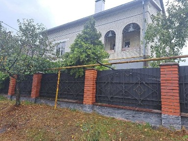 Будинок, житло, нерухомість