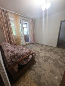 Здається 2кім квартира вільна з 1.08