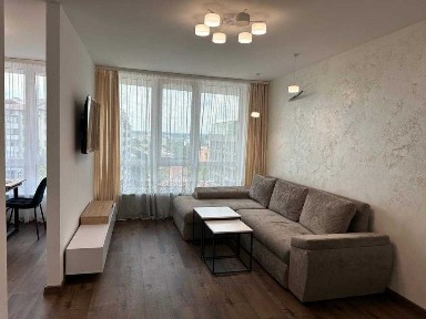 Перша здача! 2к квартира + паркомісце в центрі в елітному ЖК 