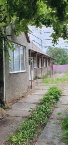 Будинок 15 кілометрів від міста