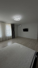 Оренда двокімнатної новобудови в центрі