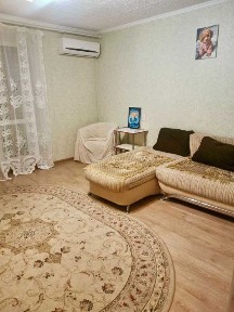 24 (5238код55) 1-комнатная квартира на улице Евгения Танцюры 8/9 кирпичного спецпроекта 39 кв. м.
