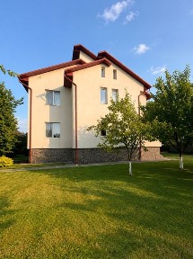 Продаж просторого будинку в Луцьку по вул. Дубнівська