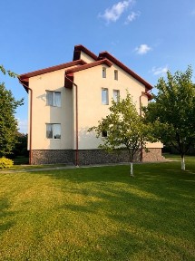 Продаж просторого будинку в Луцьку по вул. Дубнівська