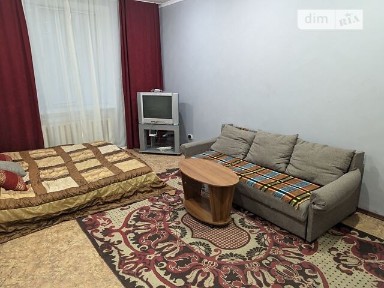Здам подобово 2к квартиру на вул. Каруни • ID 32541630