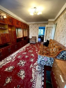Продам 2 х комнатную квартиру с АГО. Черёмушки. р-н Украины.