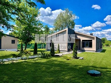 Оренда новий будинок 210м2 одноповерховий Тарасівка камін скандинавський стиль газове опалення генератор інвертор