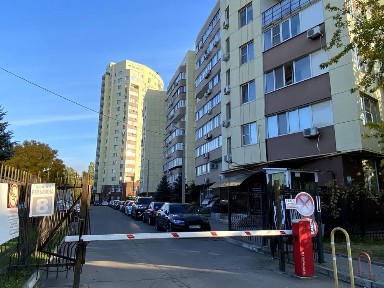 Оренда квартири в новобудові з закритою теріторією
