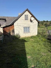 Продається будинок на березі річки Західний Буг