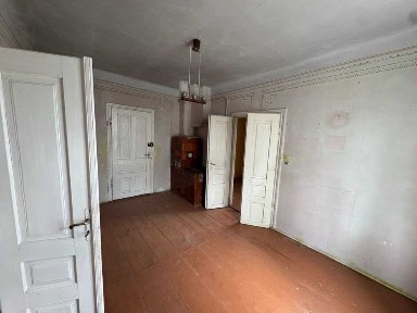 Продається частина будинку, м. Комарно, 18000$