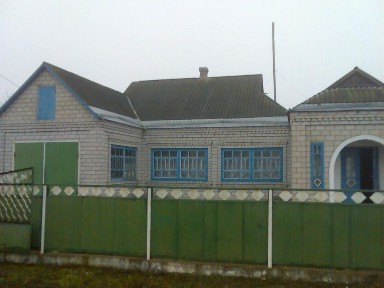 Продаю будинок в с. Залізничне.