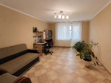 Продаж 3-кімнатної квартири в центрі міста