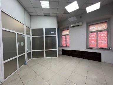*Оренда приміщення на вул. Саксаганського, 108/18