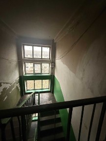 Продам 2к. квартиру вул. Будівельників, 17