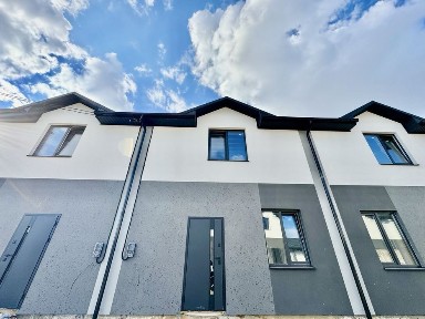 Продам чистовий Таунхаус 96м2 газифікрваний. Агрономічне