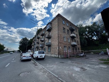 Продам 1930 м² - окрема будівля, Миколи Грінченка 8, фасад