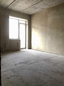 1к. квартира 40кв. м на другому поверсі