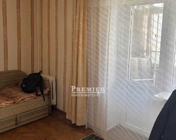 Продам 2-х кімнатну квартиру на Добровольського