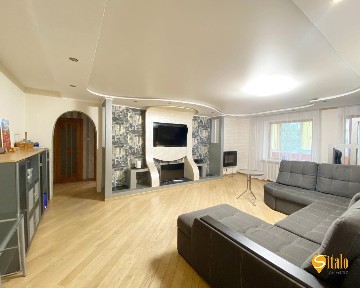 Продажа 3-комнатной квартиры 92 м², Якуба Коласа ул., 2