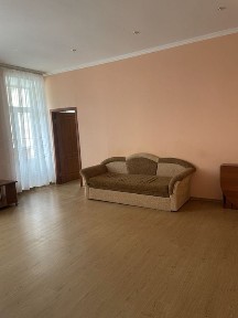 Здається 2-кімнатна квартира в центрі Житомира!