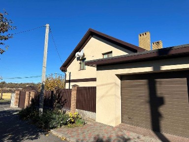 НОВА ЦІНА. Продаж двоповерхового будинку в Ц-М районі, Карачуни