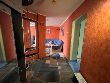 Продам 3-к. квартира у центрі м. Мена/1 поверх/ідеально під бізнес