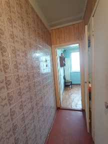 Продам 3-х из. квартира 8 /10 Холодная гора Залютино 15 минут