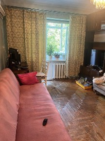 Продаж 3 кімнатноі квартири вул. Патріотична