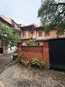 Продаж двох рівневої 3 кімнатної квартири вул. Героїв Упа