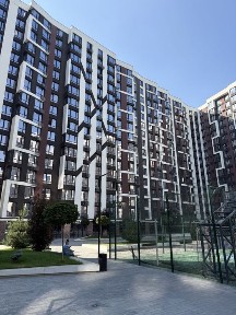 Продаж! 1кімнатна квартира в ЖК Манхеттен з частковим ремонтом, будинок зданий, запущені всі комунікації