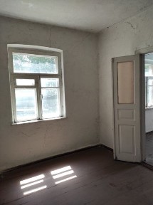 Продається пів будинку біля Зарембової греблі!