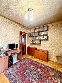 Продам 3к квартиру в Центральном районе города безналичный расчет