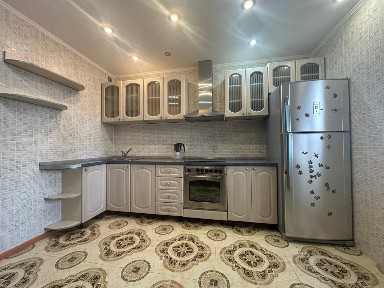 Аренда 3-комнатной квартиры 97 м², Николая Лаврухина ул.