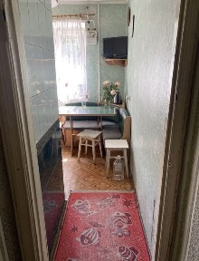 Продаж 2к квартири пр. Центральний/Водопровідна на 1 поверсі з 5
