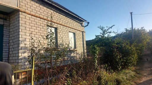 Терміново Двохповерховий будинок терміново в звʼязку з виіздом