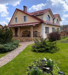 Будинок автономний з озером та альтанкою. Велика Солтанівка.