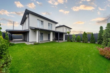 Продаж / Будинок Києво-Святошинський район, Гатне, пер. Щасливий