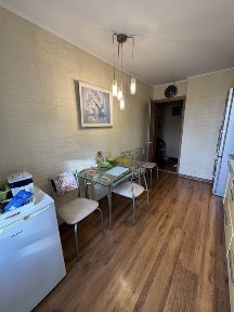 Срочно Продам 3х комнатную квартиру в центре пр. т Мира