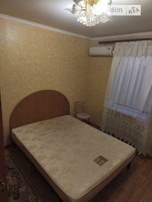 Приятная 2-хк на Заболотного/По. Добровольскогл