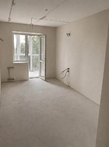3к-квартира на Алмазному 75м. кв підготовлена під шпалери