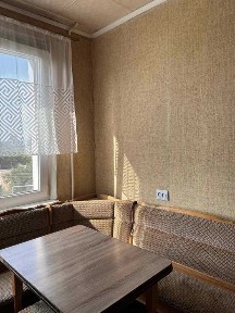 Продам 1-ком. квартиру Песочин Надия (38 м2, космет. ремонт, с мебелью и техникой)