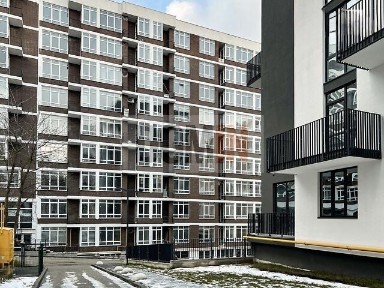 Продаж 2 кімн. квартира 83.20 м² 8/9 вул. Малоголосківська 135500$