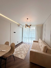 Продаж 2-кімнатної квартири з ремонтом у ЖК B4, 60 м², газ, 2 балкони, Ужгород