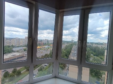 Проспект Палладіна, 22 Академмістечко 4 хв