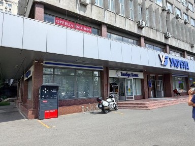 Оренда офісу на вул. Євгенія Сверстюка, 23 на 95,7 м², від власника