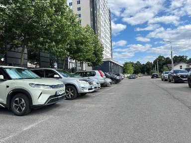 Фасадні 546м2 в Бучі! 1й поверх, висота стелі 5,6м! 100кВт електрики